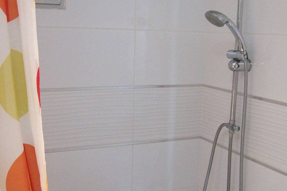 Foto 4 von 24: Ein schönes Studio apt mit Blick auf Pools 'Minerva. Jupiter @ Bonanza-Platz \"