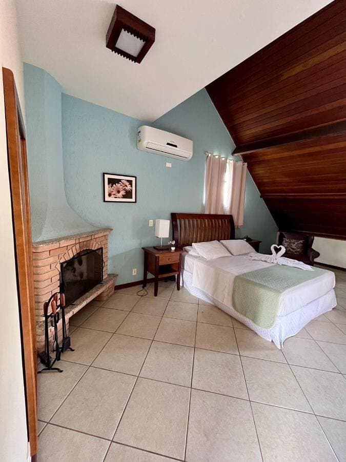 Foto 4 von 24: Deluxe One-Bedroom Apartment with Garden View
