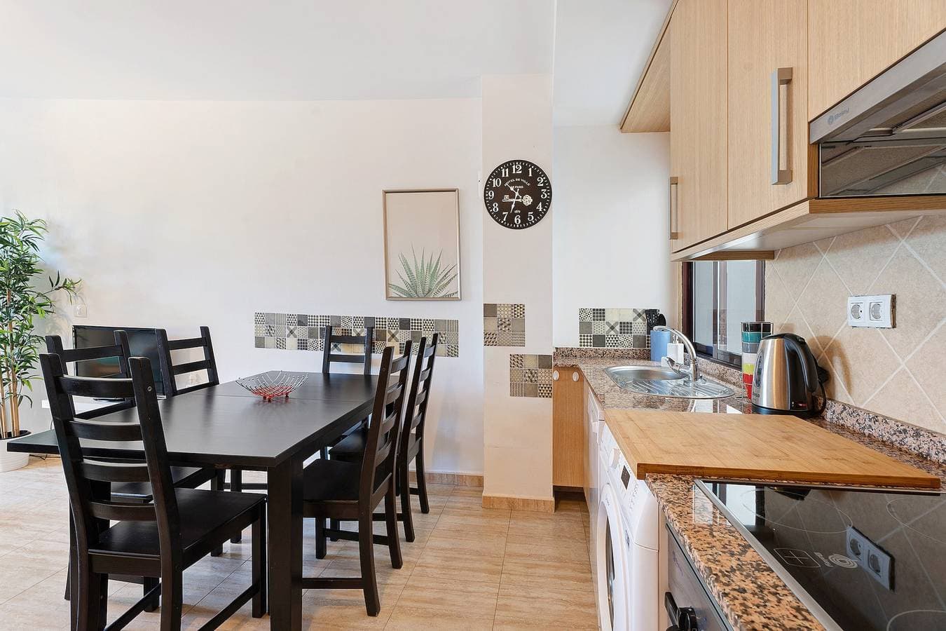 Foto 12 von 28: Casa „Tazacorte“ mit Meerblick, Gemeinschaftspool und WLAN