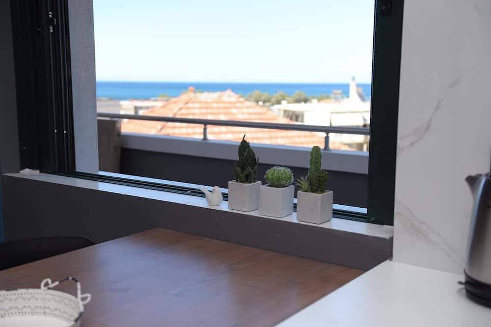 Phaedra's Studio Sea View 1