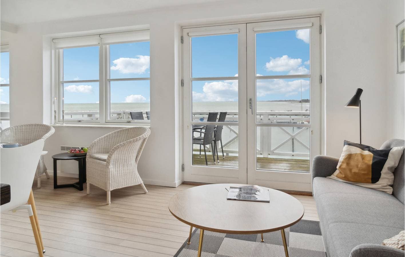 Foto 7 von 19: Ferienwohnung für 4 Personen mit Terrasse