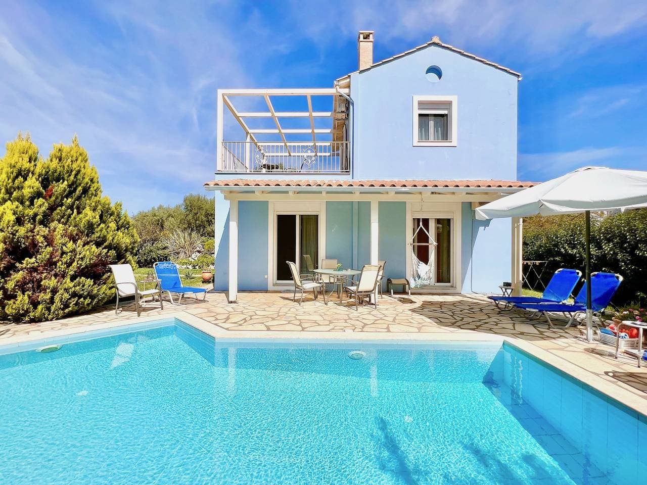 Foto 8 von 32: Beach Villa Iolis with private pool