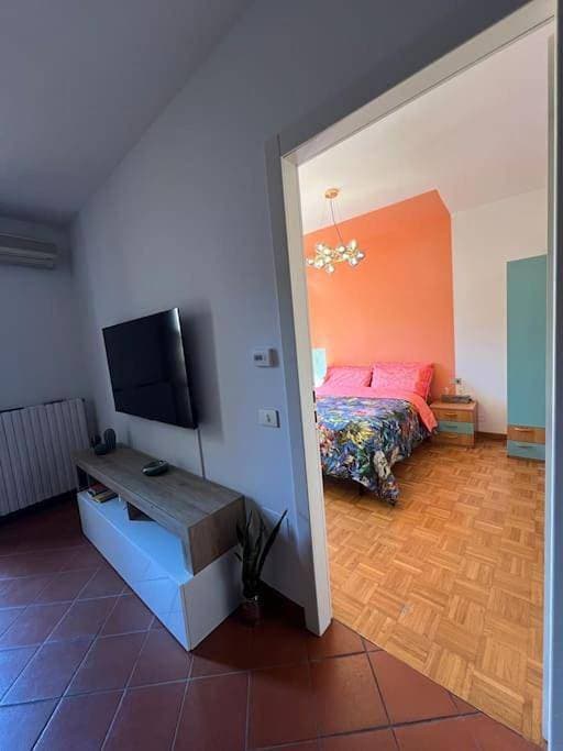 Foto 11 von 31: Two-Bedroom Apartment