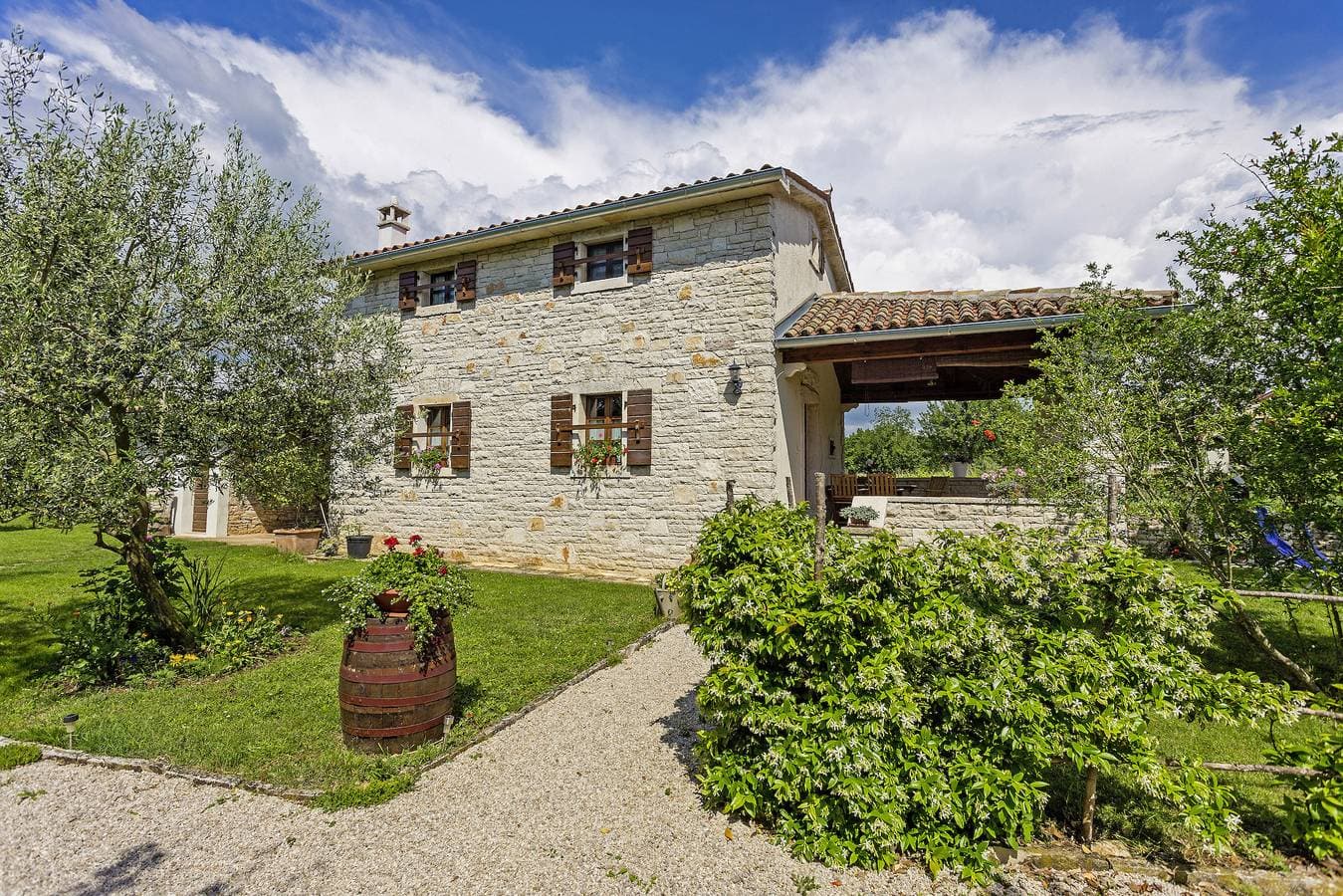 Ferienhaus Galant * eingezäunter Garten, Terrasse, Grill, WLAN 1