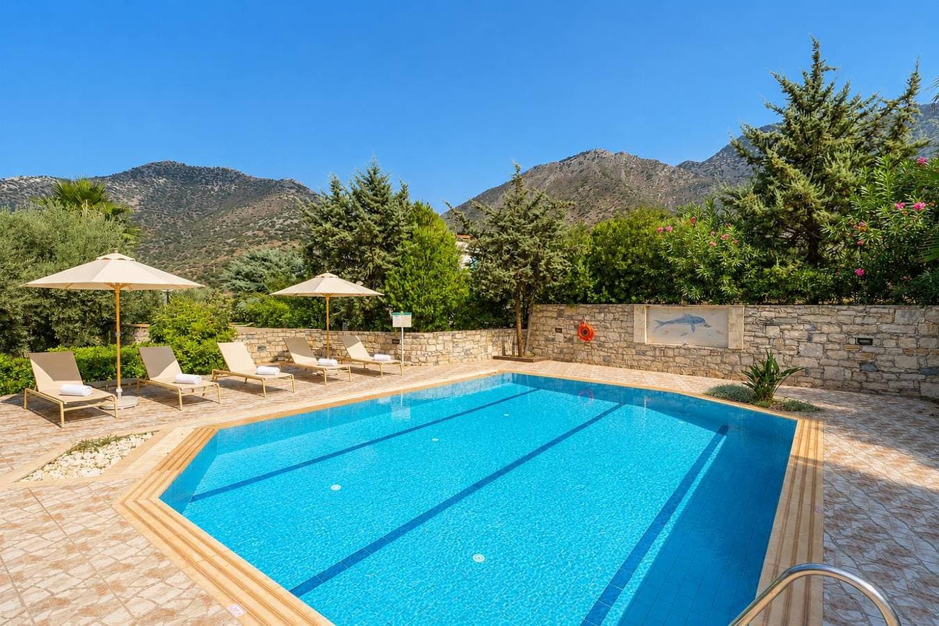 Foto 4 von 19: Villa für 4 Personen mit Garten