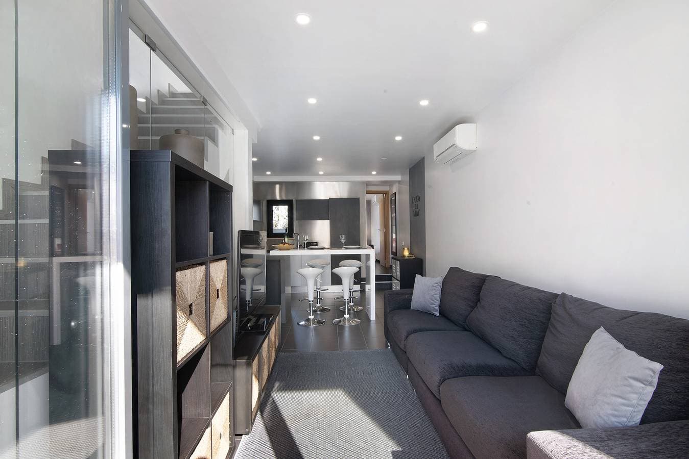 Foto 8 von 24: Be Glow Home mit Terrasse, Balkon & WLAN