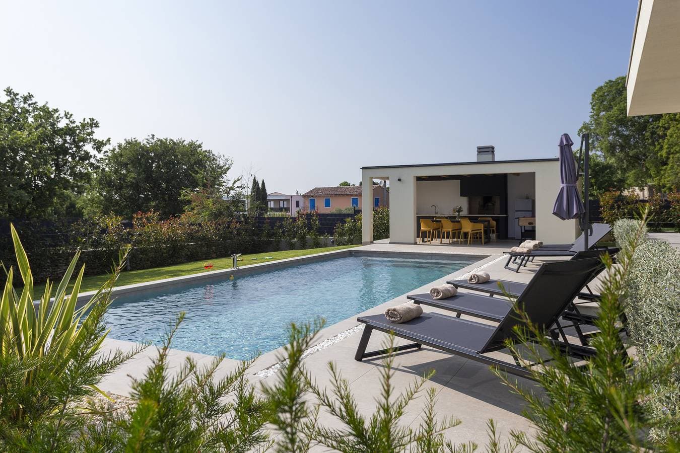 Foto 2 von 50: Luxuriöse Villa mit Pool und Meerblick