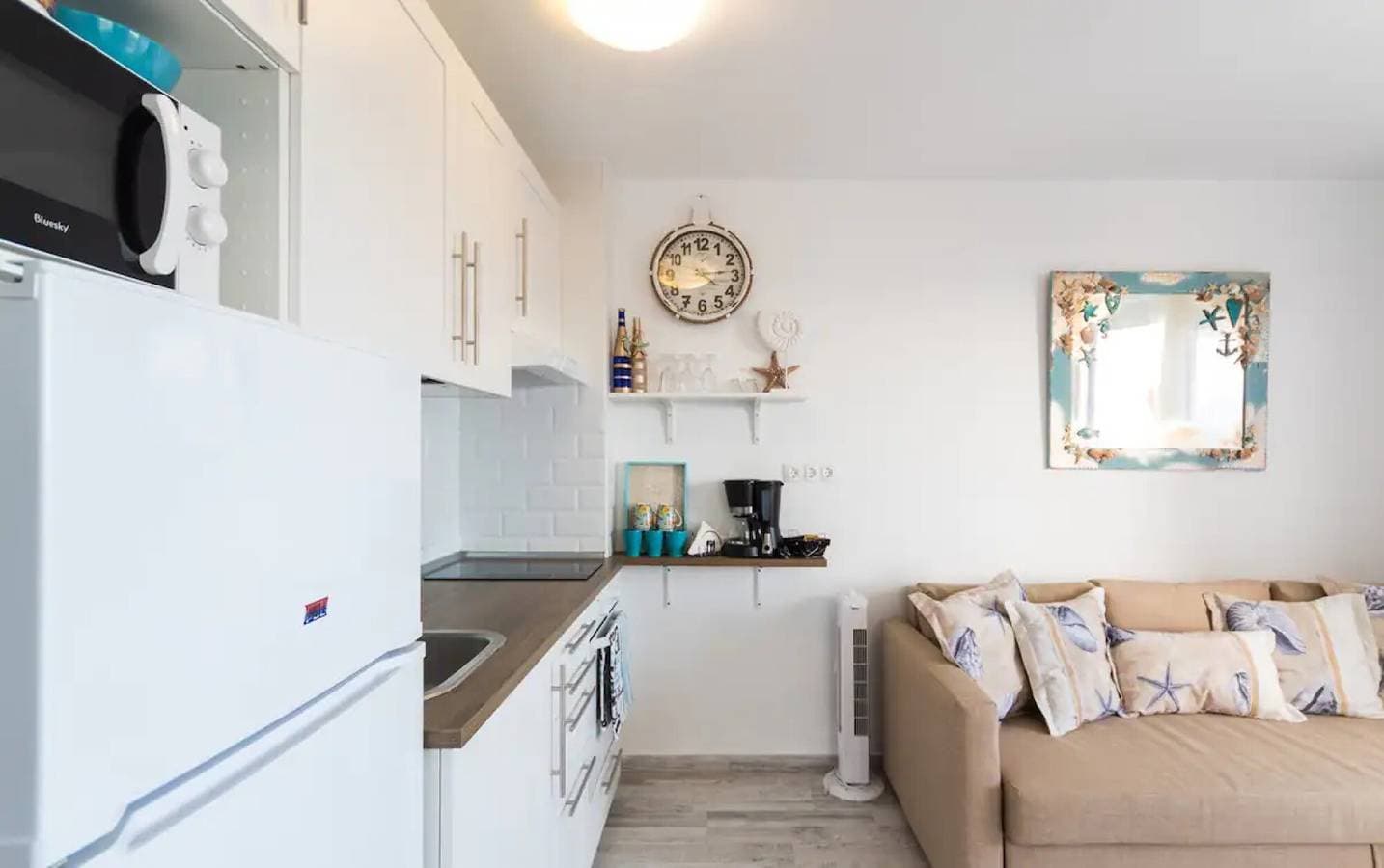 Foto 5 von 21: Ferienwohnung 'Acogedor Y Vistas Al Mar' mit Meerblick, privater Terrasse und WLAN