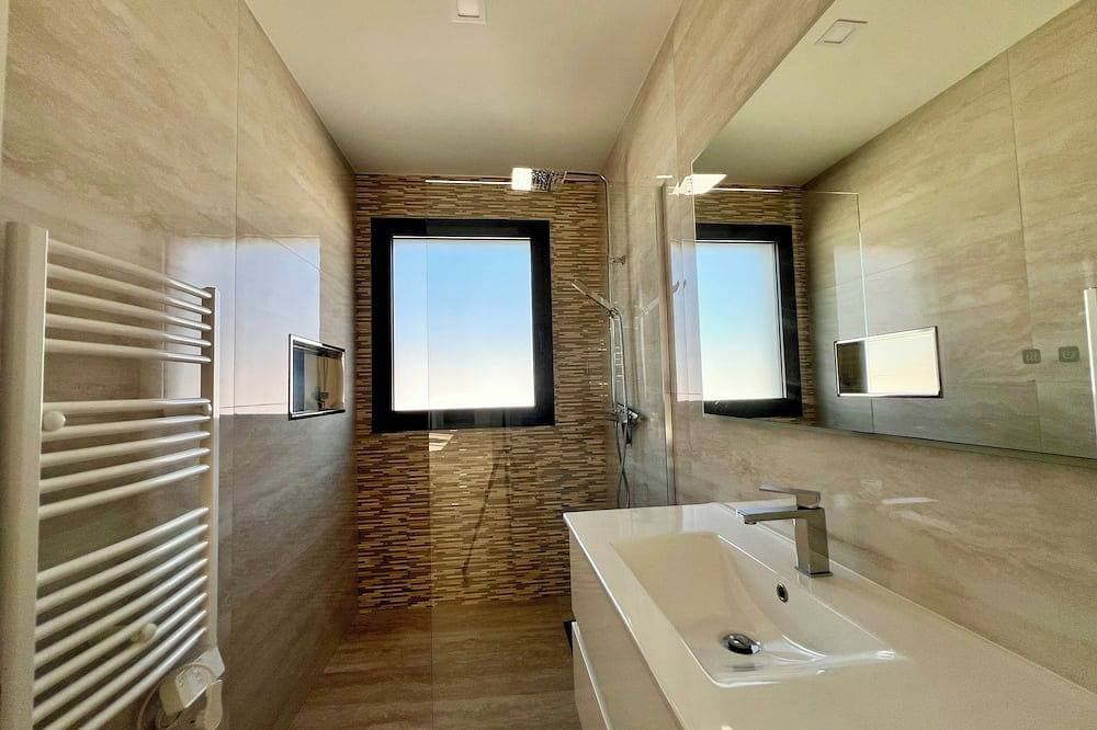 Foto 8 von 30: Casa Nelia - Beach, Spa/Jacuzzi, and Heated Pool