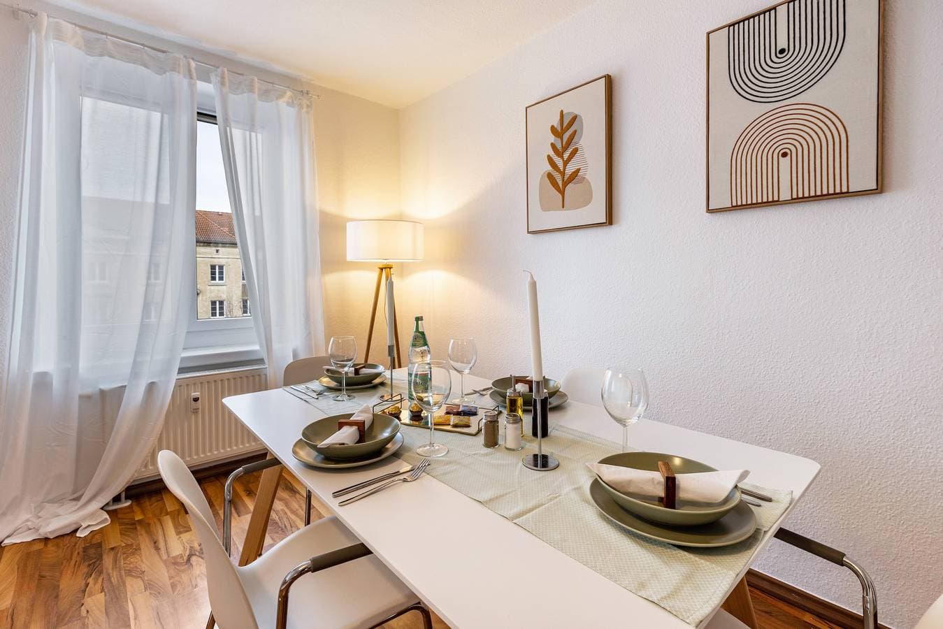 Foto 6 von 21: Ferienwohnung 'Spa Am Bauhausmuseum' mit Balkon und WLAN