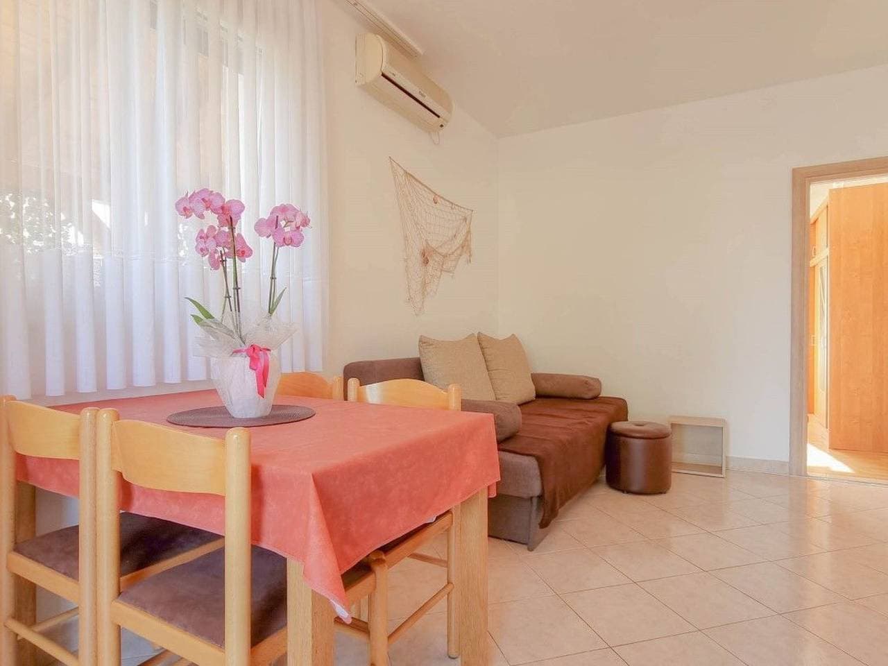 Foto 12 von 36: Bosko - Wohnung 250m vom Meer entfernt für 4 Personen