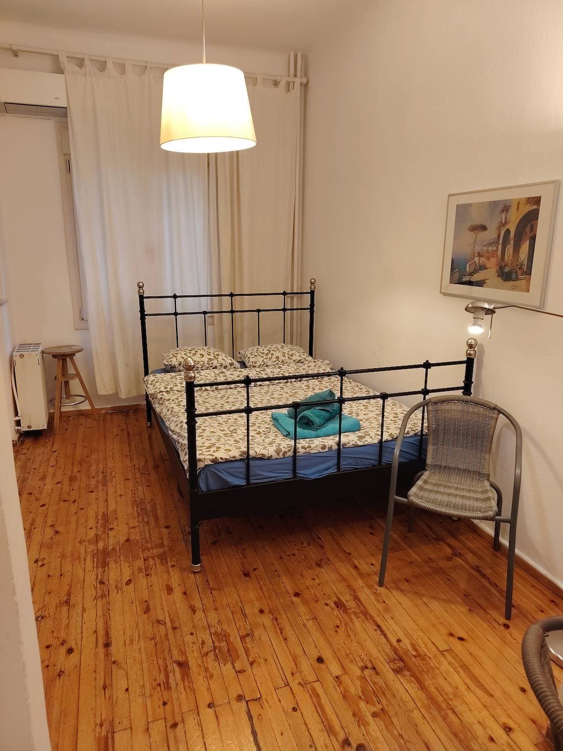 Foto 11 von 38: White Tower Cozy Studio Oyr1