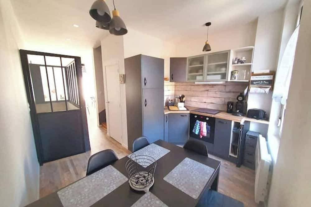 In Mers-Les-Bains comfortable duplex for 4 people close to the center and the sea 1