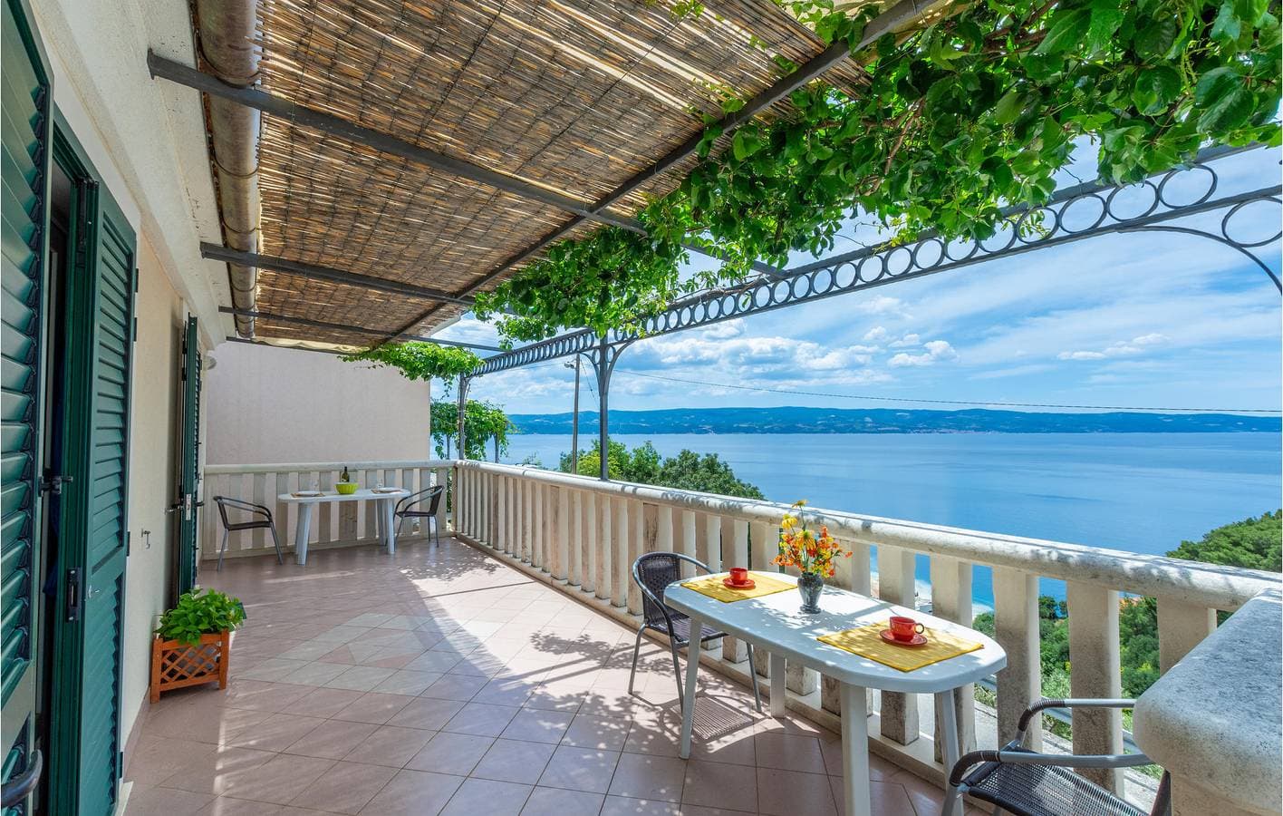 Foto 3 von 17: Gemütliche Wohnung mit Terrasse, WLAN und Parkplatz, 1,5 km vom Strand entfernt