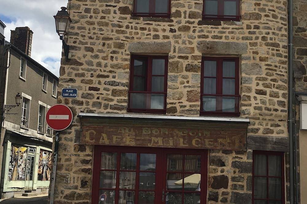 Foto 13 von 22: Historisches Haus im Herzen der mittelalterlichen Domfront