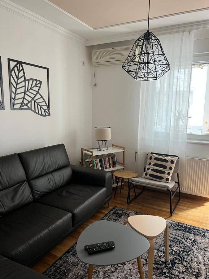 Foto 2 von 32: Two-Bedroom Apartment