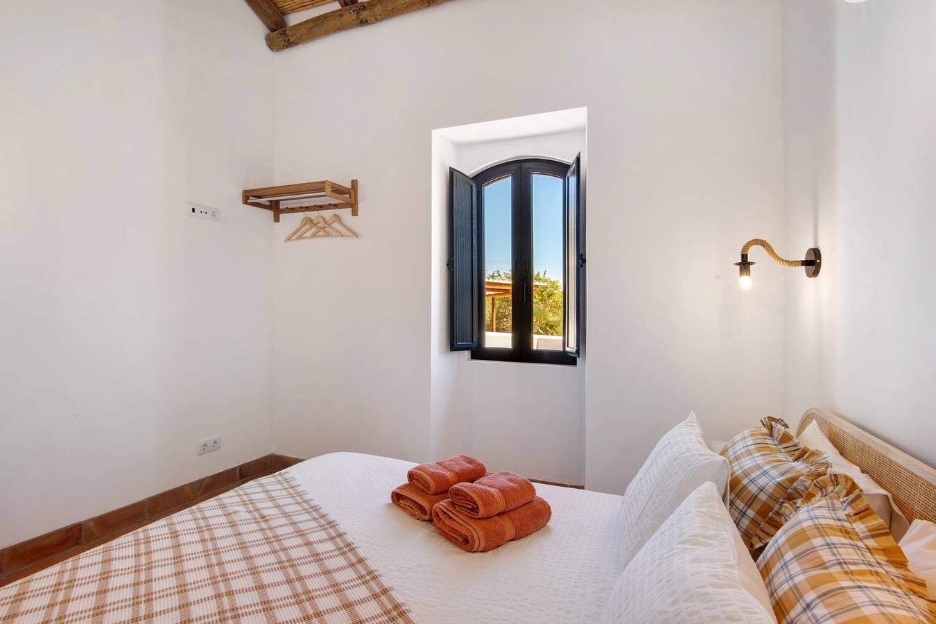 Foto 12 von 24: Ferienwohnung 'Monte Gerações 2' mit Gemeinschaftspool, WLAN und Klimaanlage