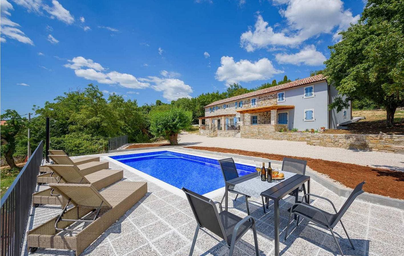 Foto 5 von 42: Geräumiges Apartment mit 1 Schlafzimmer, Terrasse, WLAN und Parkplatz