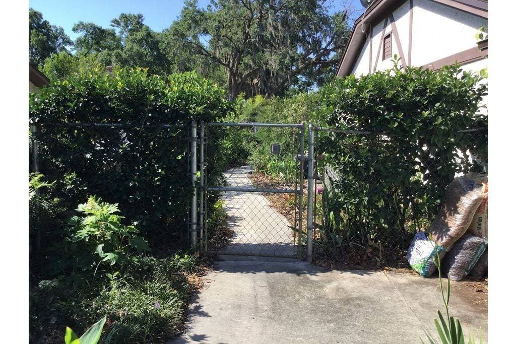 Foto 5 von 19: Quiet Oasis in Lovely Neighborhood