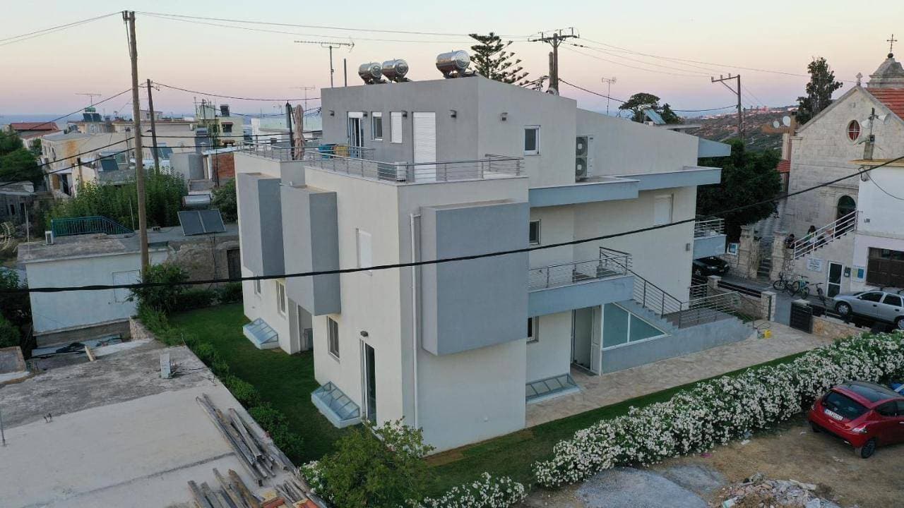 Foto 4 von 45: Three-Bedroom House