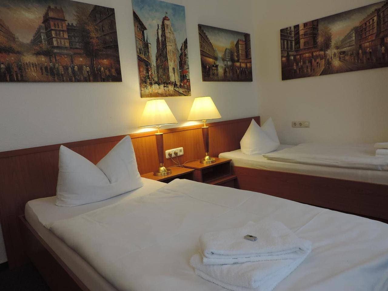 Foto 6 von 8: Twin Room