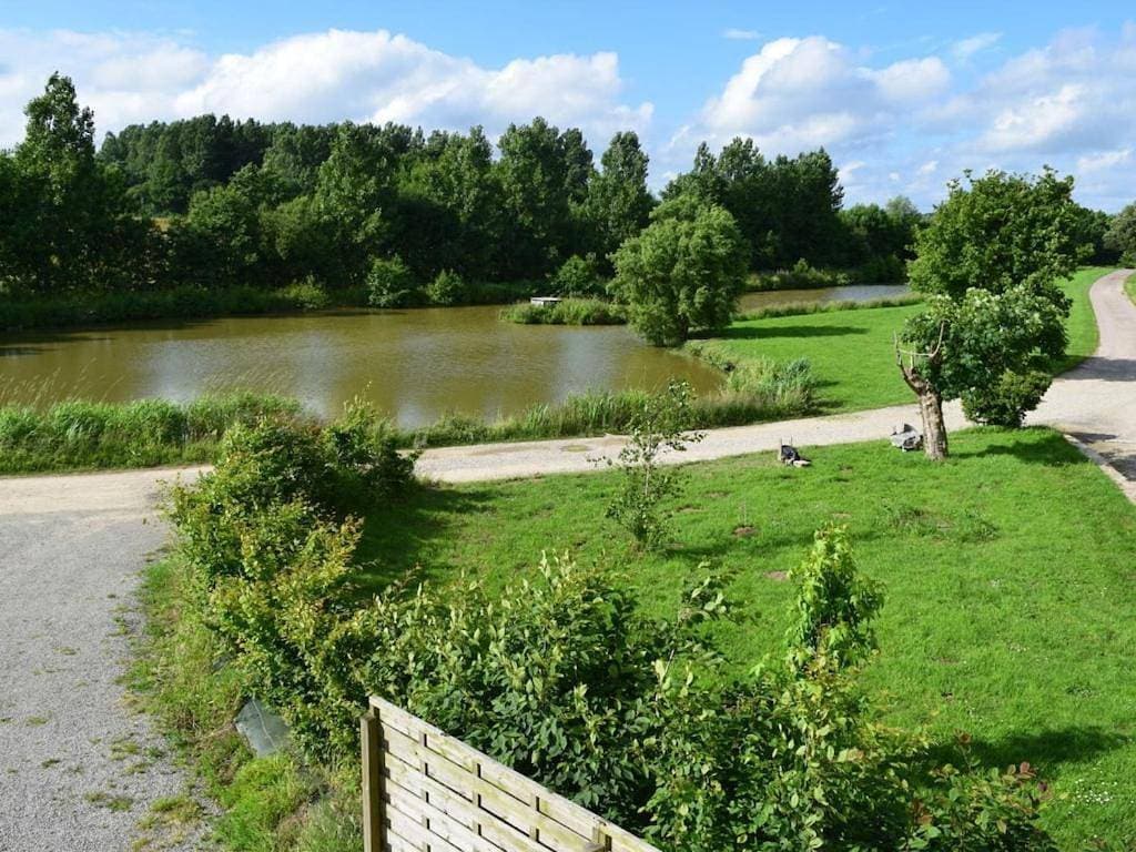 Foto 4 von 17: Two-Bedroom Holiday Home