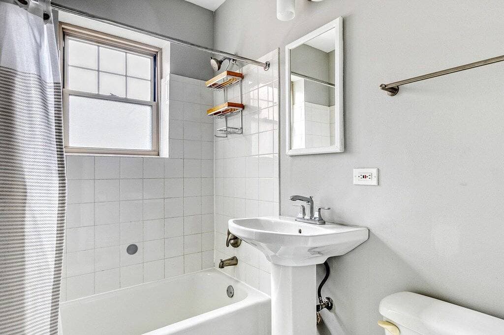 Foto 5 von 18: Serene Evanston 1Br w/ Dishwasher, walk to Northwestern, by Blueground