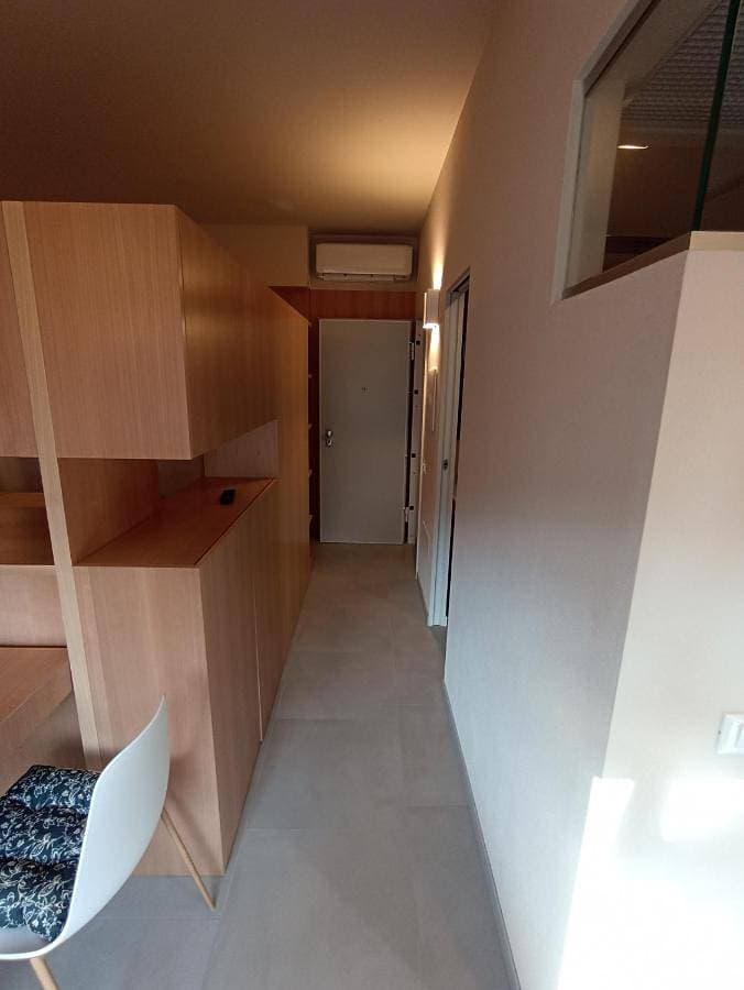 Foto 3 von 10: One-Bedroom Apartment
