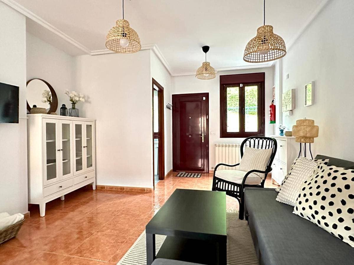 Foto 2 von 18: Two-Bedroom House