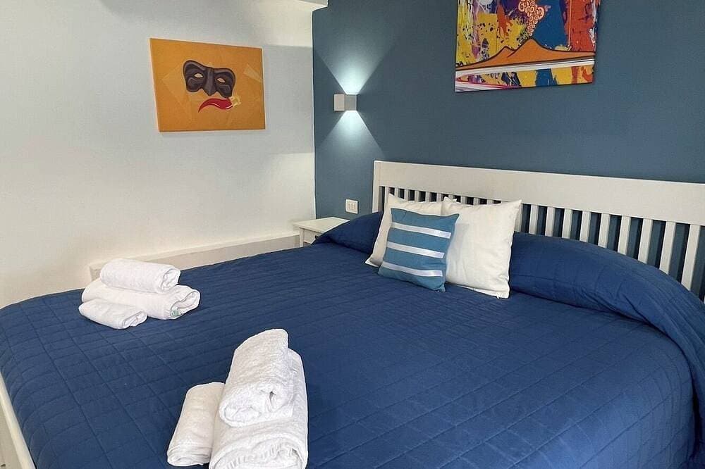 Foto 7 von 30: 3Zk2B Ferienwohnung  mit atemberaubendem Ausblick auf den \"Golfo di Napoli\"