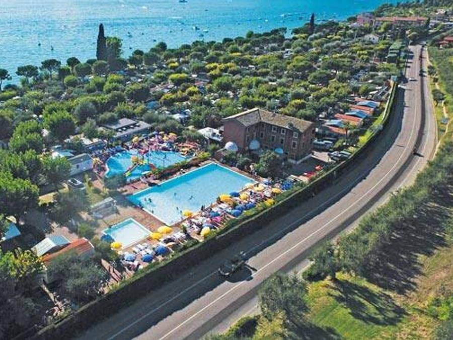 Camping Serenella - Mobilheim 4 personen - Mobilheim | Comfort | 2 Zi. | 4 Pers. | Erhöhte Terrasse ... 1