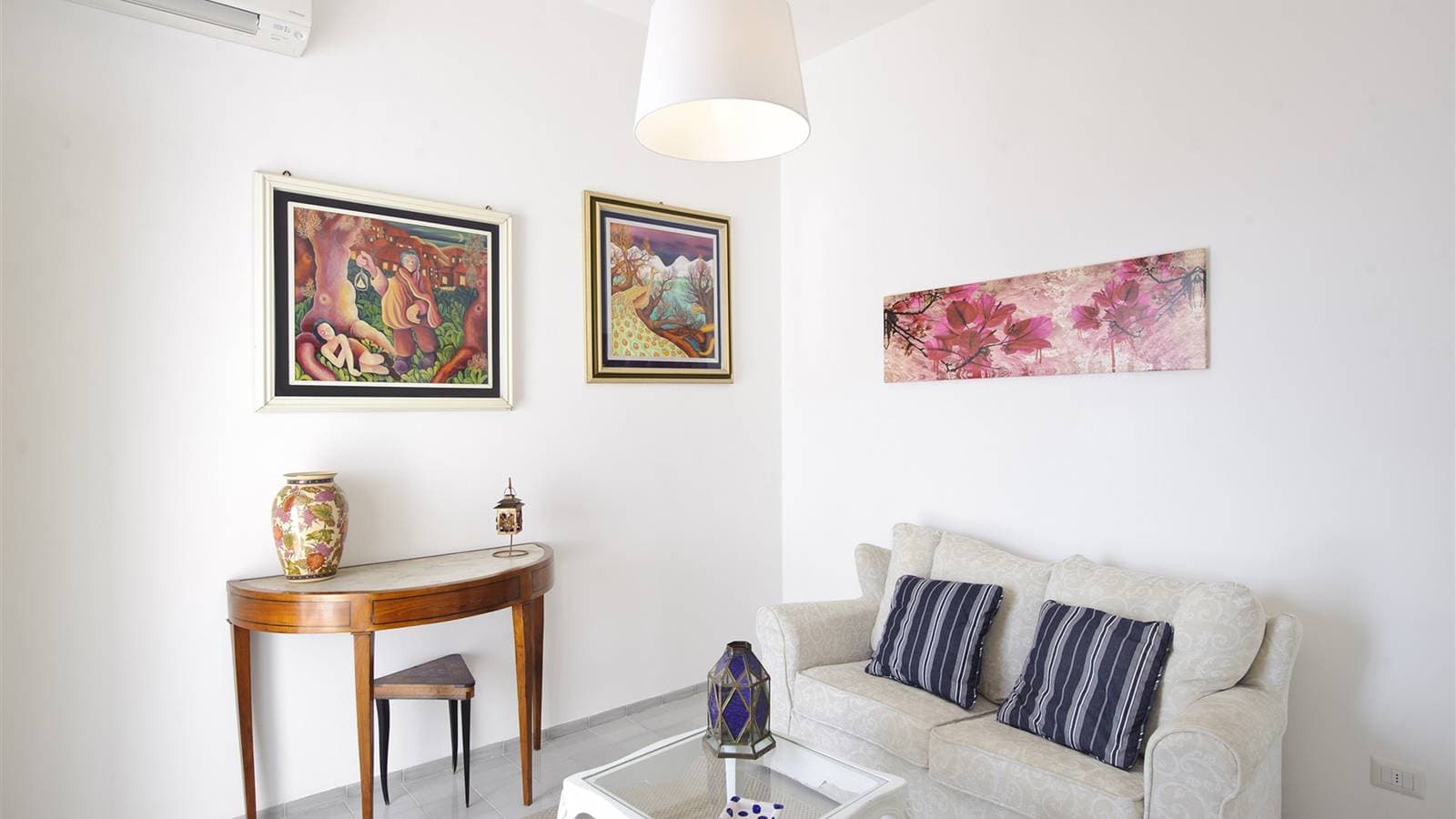 Foto 7 von 21: Villa für 4 Personen mit Terrasse