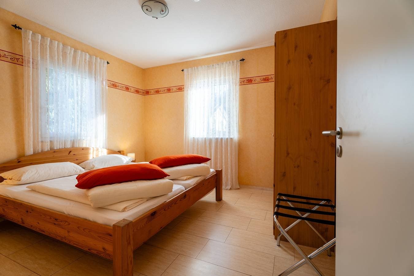 Foto 11 von 22: Apartment 'Fewo Cannobio' mit Balkon und WLAN
