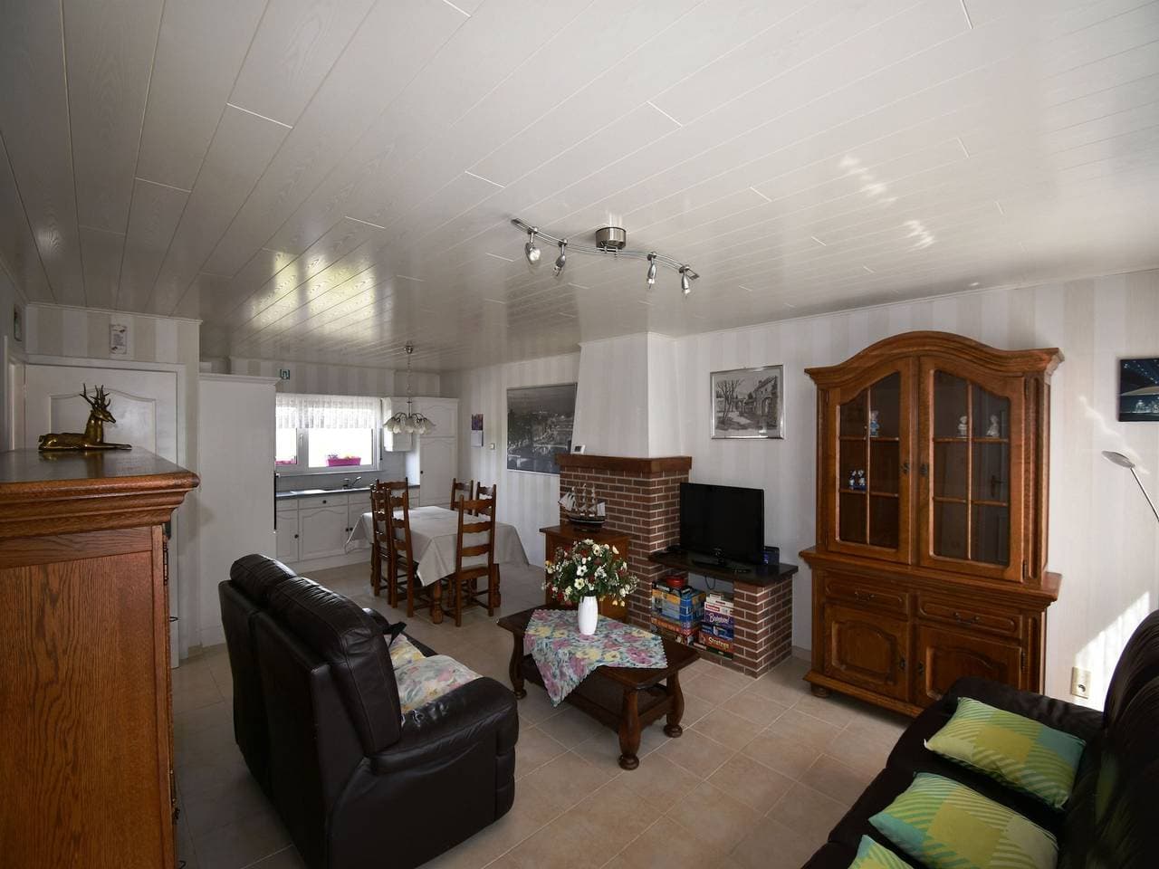 Foto 7 von 39: Ferienhaus für 4 Personen mit Terrasse