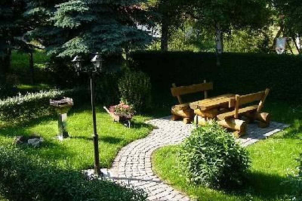 Foto 11 von 27: In Breitenstein mit Grill und Garten