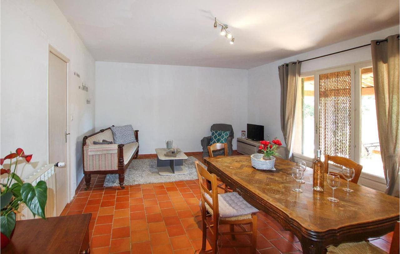 Foto 13 von 22: Two-Bedroom Holiday Home