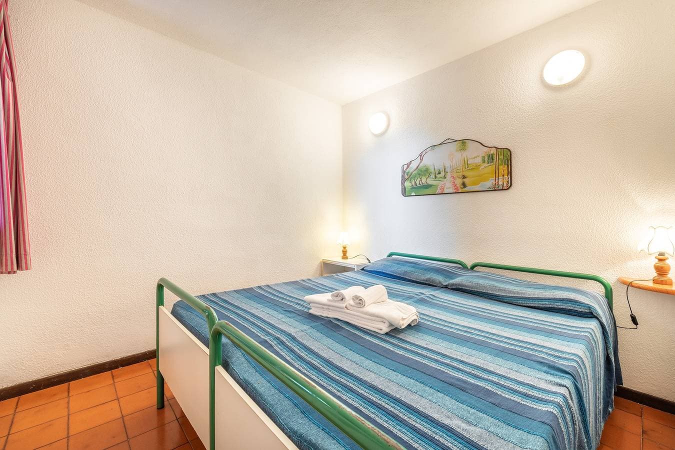 Foto 11 von 26: Strandnahes Bungalow in Ferienanlage – Villetta Accu is Prezzus E
