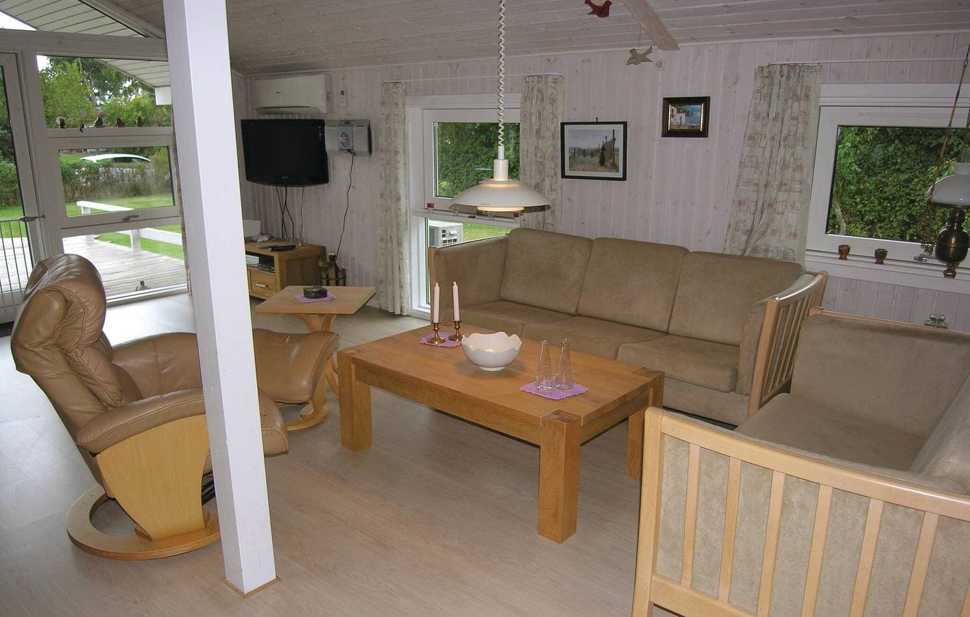 Foto 9 von 19: Ferienhaus für 6 Personen mit Terrasse