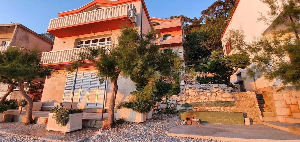 Foto 2 von 12: Studio Appartement am Strand Drasnice, Makarska As-25839-a