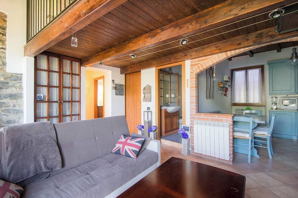 Foto 11 von 30: Romantic Retreat on Lake Como - Lake View from Every Window