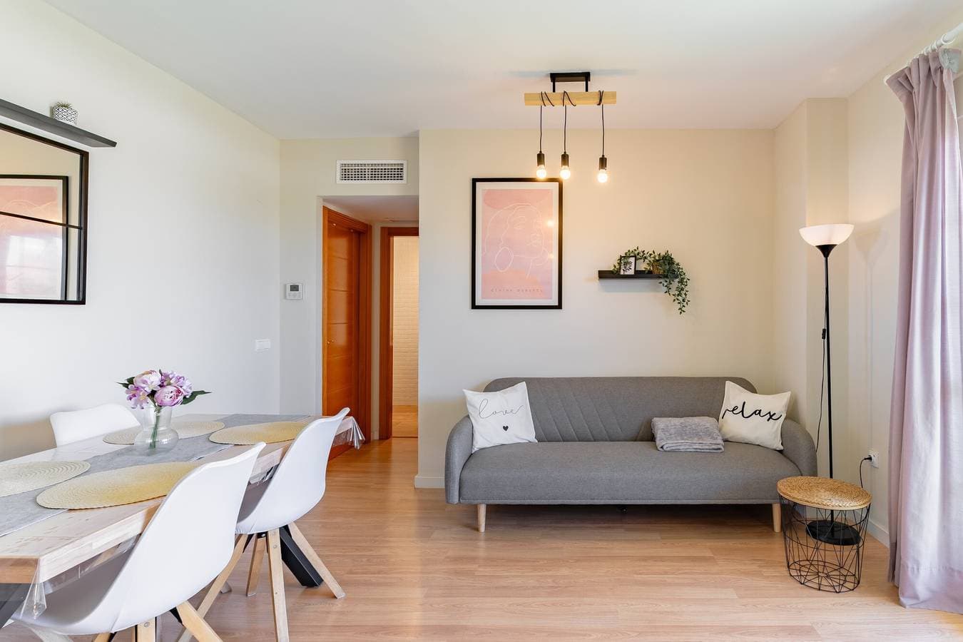 Foto 4 von 24: Ferienwohnung 'Meerblick - 2 Schlafzimmer' mit Gemeinschaftspool, Wi-Fi und Klimaanlage