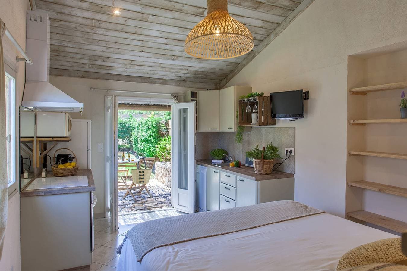 Foto 7 von 17: Kleines, ruhiges Haus  „Dracena“ mit hübschem Garten - 2 Personen