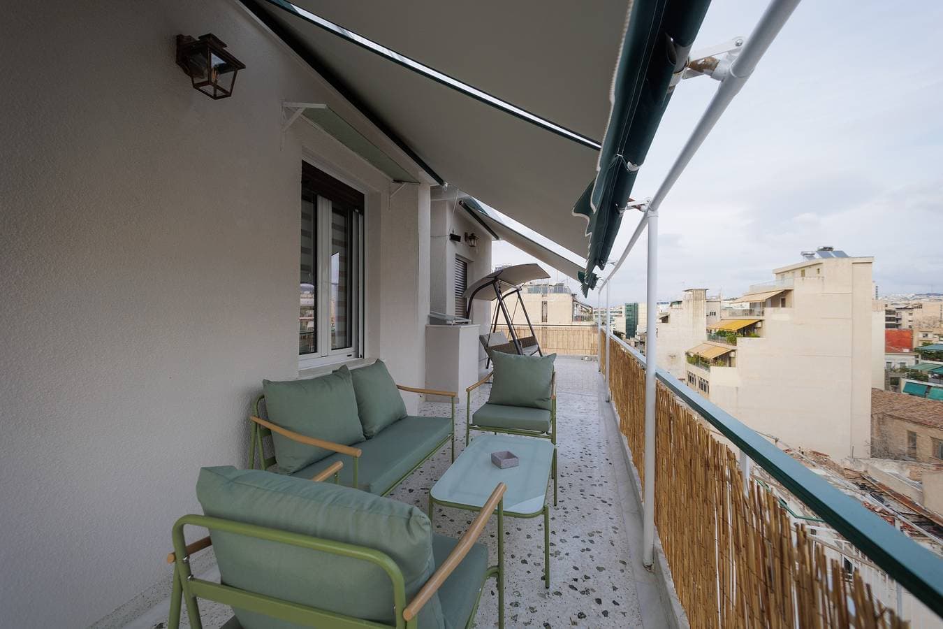 Foto 7 von 52: Cozy Studio mit Aussicht in Athen – Private Terrasse, WLAN & Klimaanlage