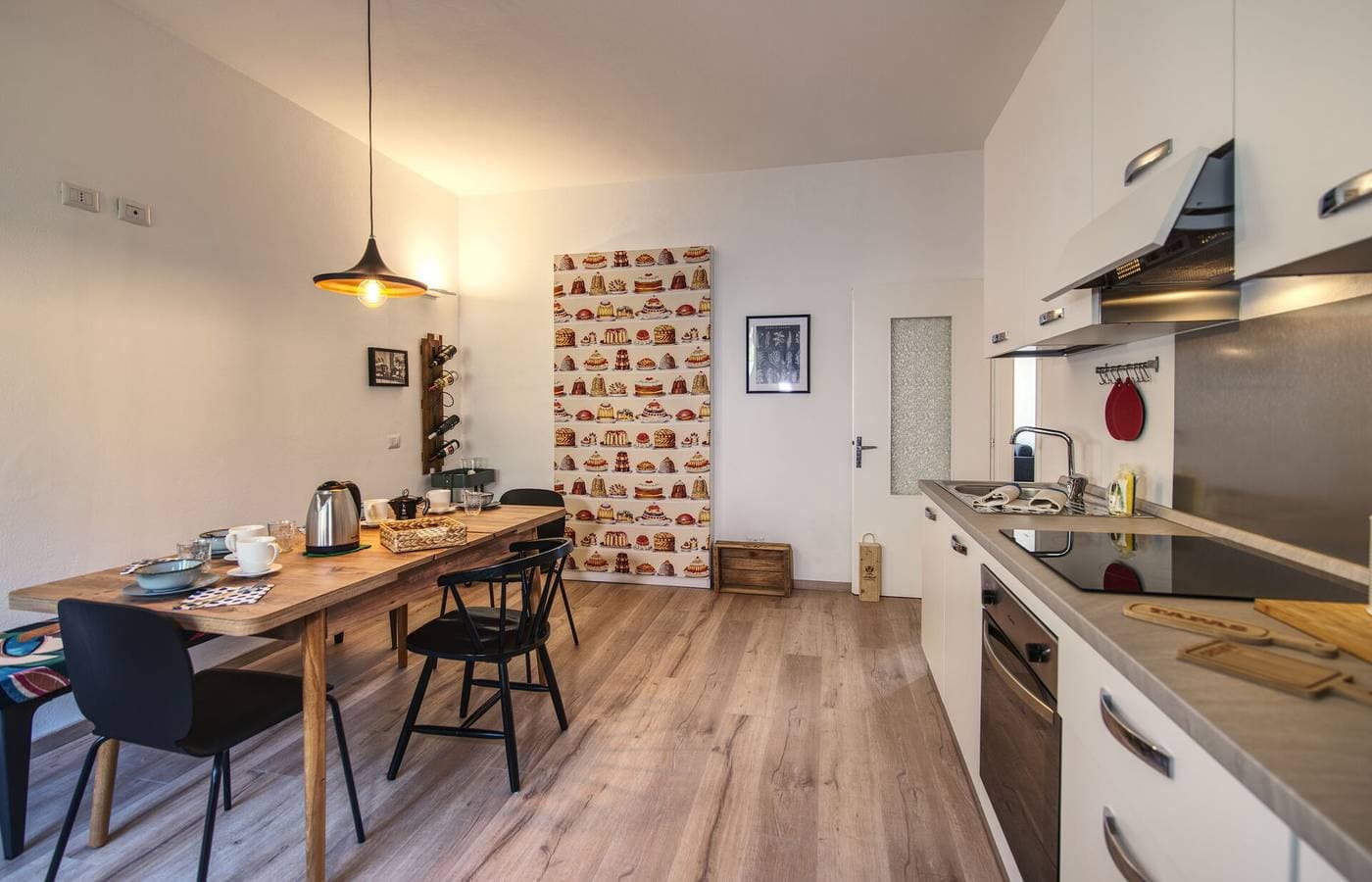 Foto 13 von 37: Ferienwohnung für 8 Personen mit Seeblick
