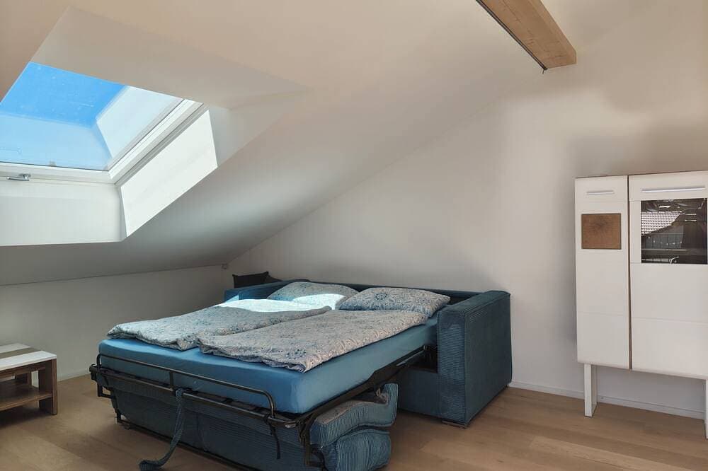 Foto 5 von 21: Gemütliche 3 Zimmer Ferienwohnung mit eigener  Terasse, Berg- und Seeblick