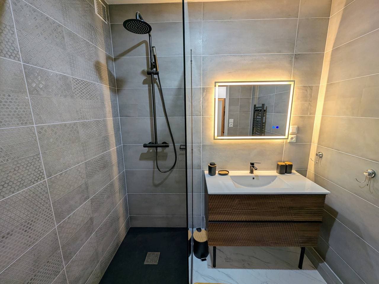 Foto 5 von 15: Geräumige Wohnung im Stadtzentrum