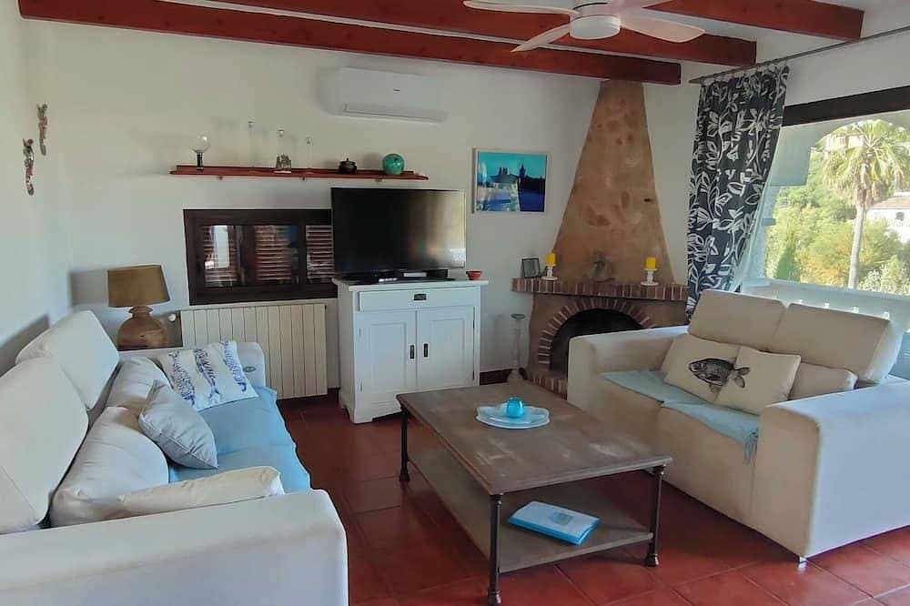 Foto 5 von 23: Majorcan charm, with private pool and 100m from the beach.