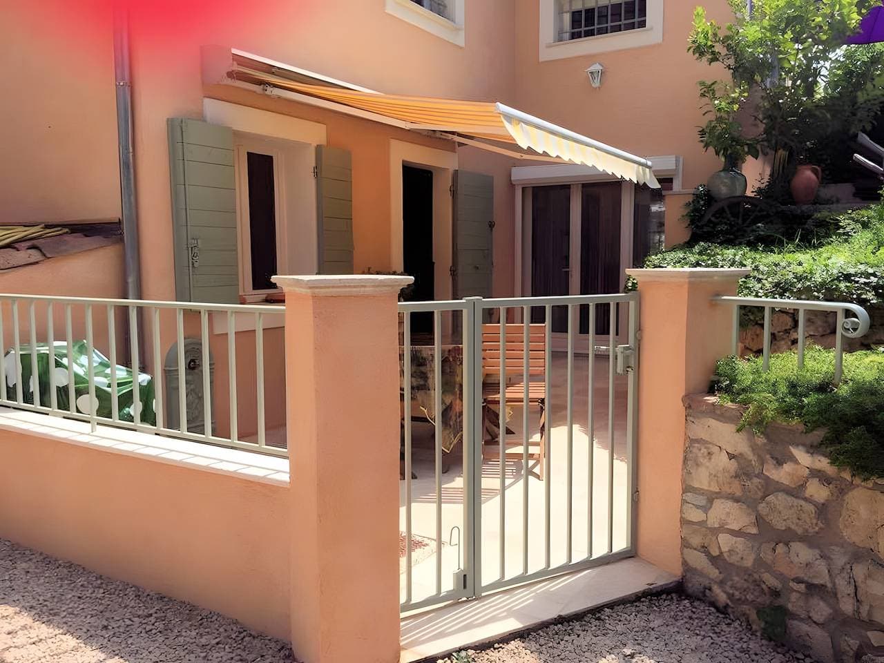 Foto 4 von 22: Provenzalische Auszeit – gemütliches Apartment mit privatem Pool im Erdgeschoss