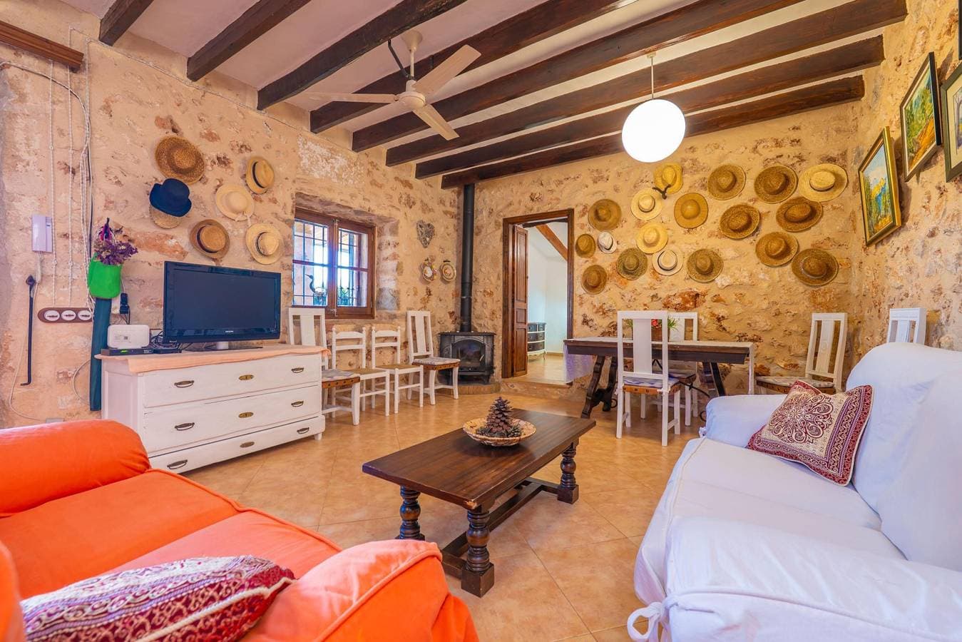 Foto 10 von 40: Finca Son Matginet 18 - Ferienhaus mit privaten Pool in Sineu. WiFi gratis