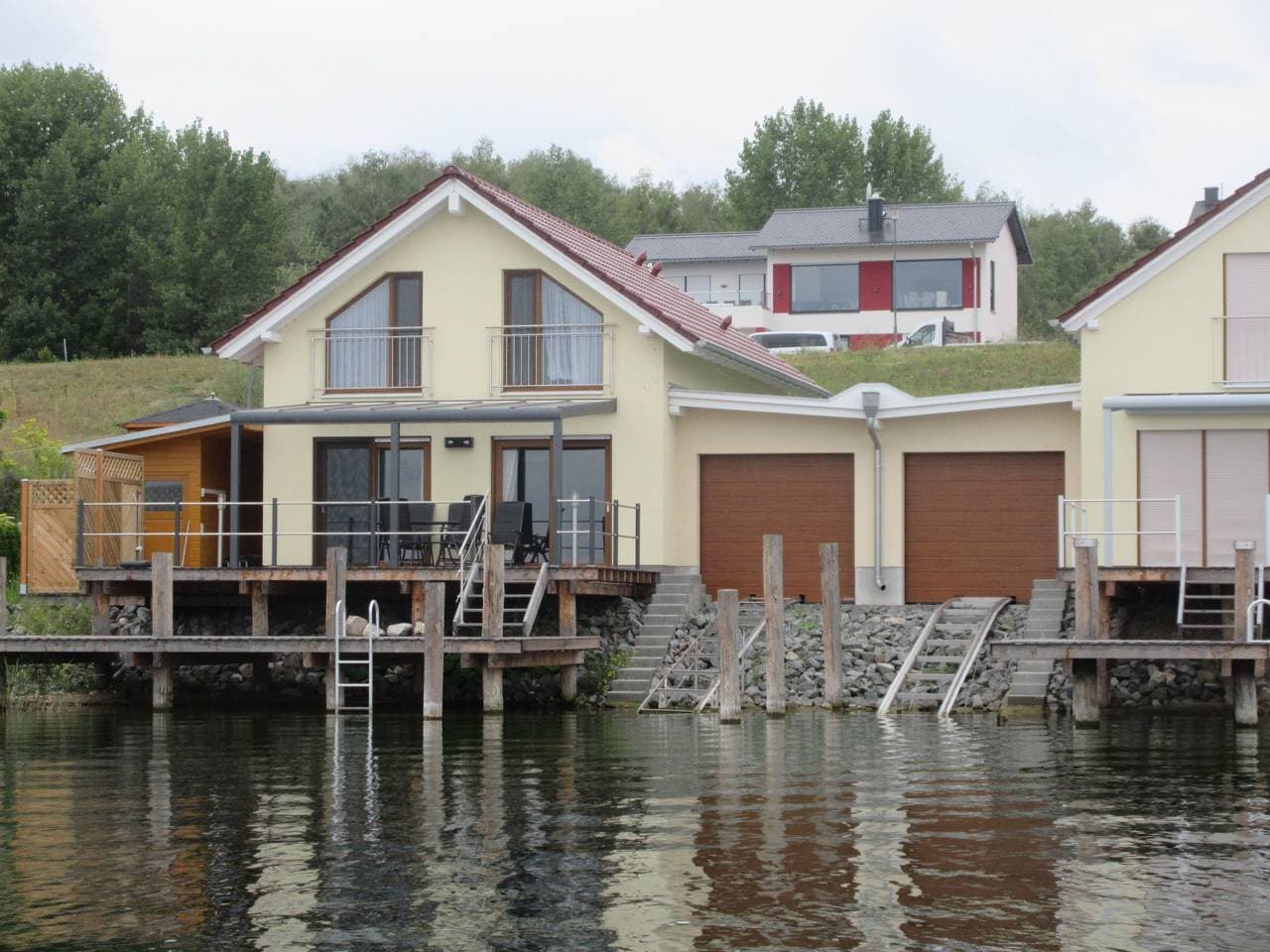 Foto 2 von 40: Seehaus Arielle mit Wassergrundstück